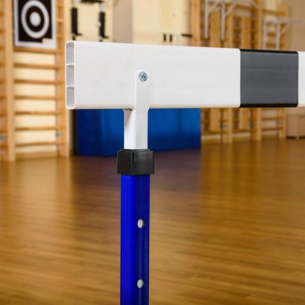 Барьер для легкой атлетики переменной высоты с противовесом (складной)