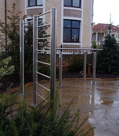 УТЭ-019б Комплекс турников и шведская стенка