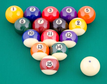 Комплект шаров 57.2 мм "Aramith Premium" Комплект шаров 57.2 мм "Aramith Premium"