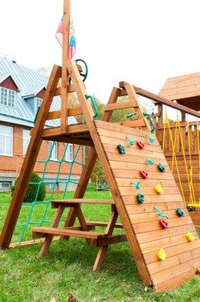 Детская игровая площадка ВЫШЕ ВСЕХ Крепость