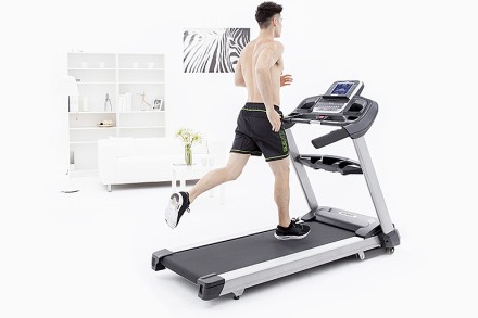 Беговая дорожка SPIRIT XT685 DC