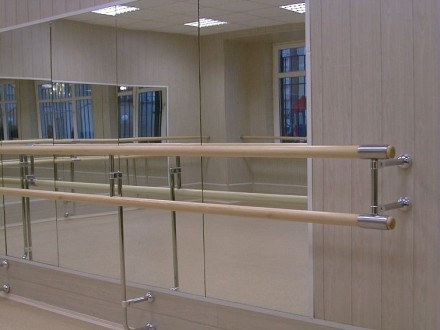 Балетный станок двухрядный пристенный