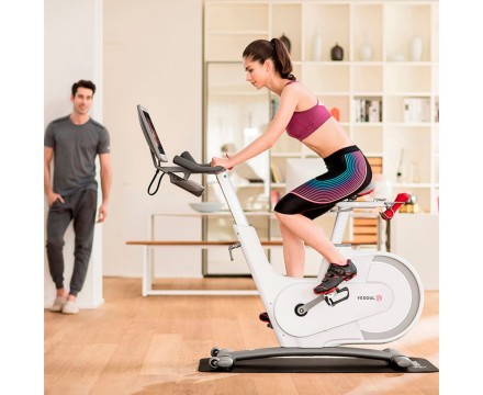 Велотренажер YESOUL Smart Spinning bike V1 PLUSE белый Велотренажер YESOUL Smart Spinning bike V1 PLUSE белый