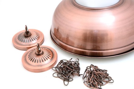 Лампа на четыре плафона "Crown" (бронзовая штанга, бронзовый плафон D38см)