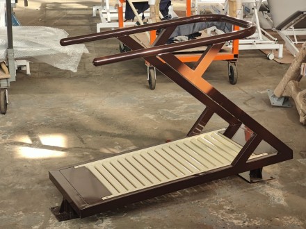 Тренажер "Беговая дорожка"