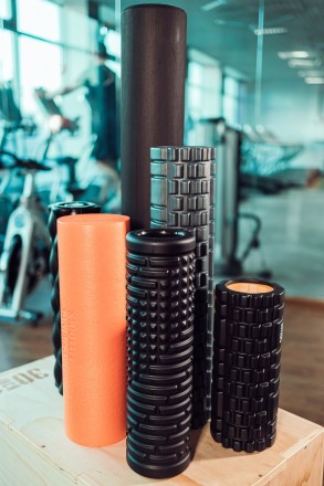 Цилиндр массажный 33 x 14 см черный двойной