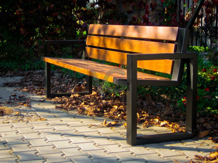 Уличная скамейка со спинкой Римини 01.014.0