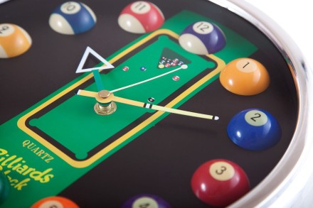 Часы настенные "12 шаров" D27 см (хром), пластик