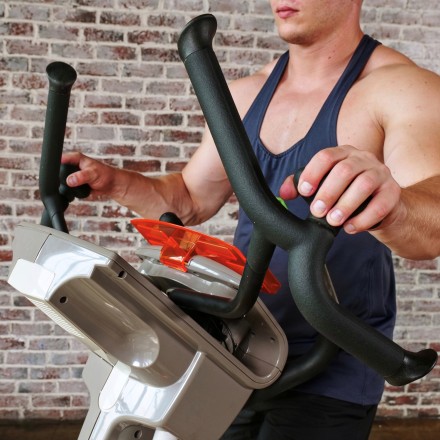 Эллиптический тренажер Yowza Captiva Эллиптический тренажер Yowza Captiva