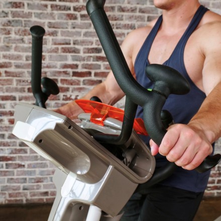 Эллиптический тренажер Yowza Captiva Эллиптический тренажер Yowza Captiva