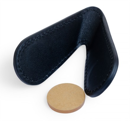 Пенал для мела магнитный "GL II" черный (натуральная кожа) Пенал для мела магнитный "GL II" черный (натуральная кожа)