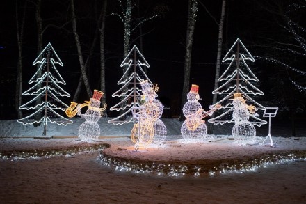 Световые снеговики музыканты, высота 2.1м