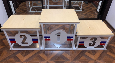 Пьедестал для награждения «Параллель» Пьедестал для награждения «Параллель»