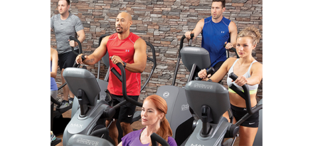 Эллиптический тренажер Octane XT3700 с консолью Smart