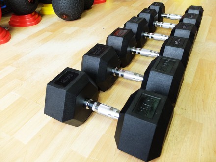 Набор гексагональных гантелей 5 пар от 1 до 5 кг