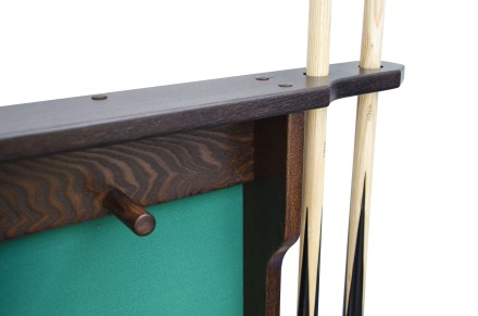 Киевница настенная универсальная из ясеня (цвет черный орех, 86 х 63 х 9 см) Киевница настенная универсальная из ясеня (цвет черный орех, 86 х 63 х 9 см)