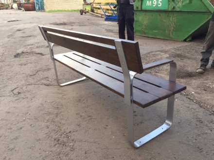 Уличная скамейка со спинкой Адель 01.013.0