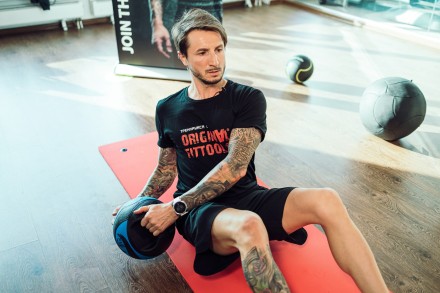 Мяч тренировочный (медицинбол) с хватами, 4 кг